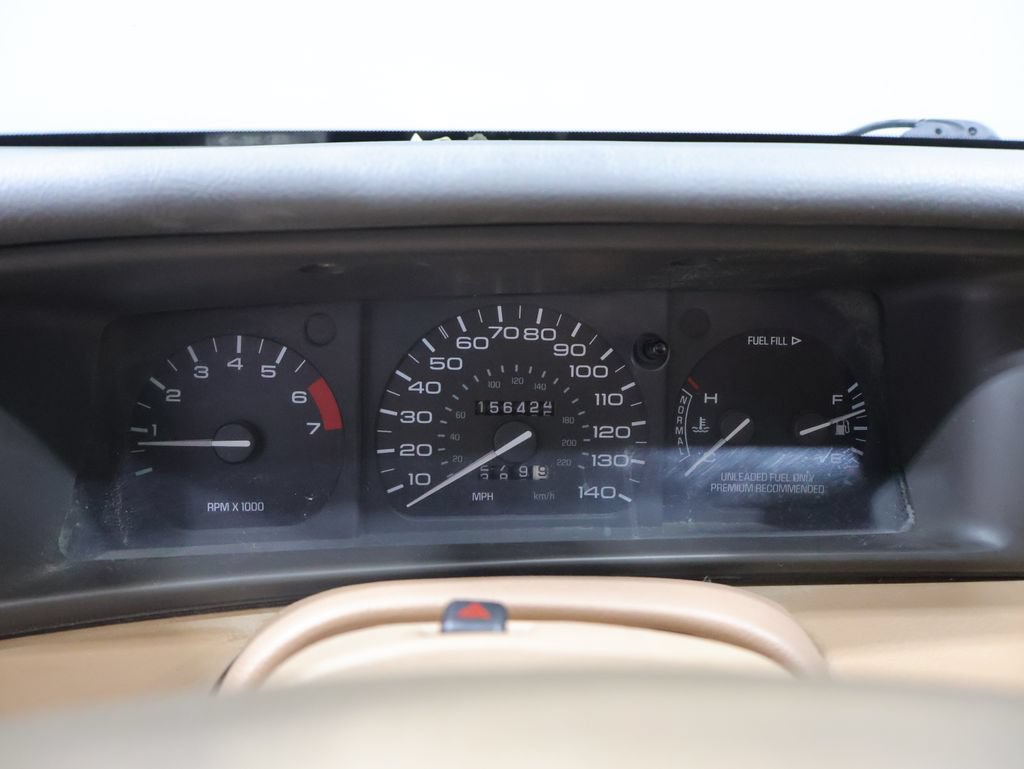 Used 1996 Lincoln Mark VIII RWD image 26