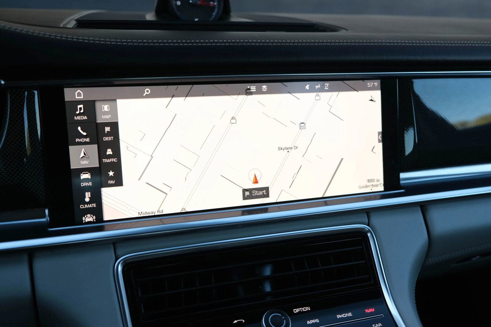 Used 2017 Porsche Panamera Turbo w/ Carbon Fiber Interior Package image 38