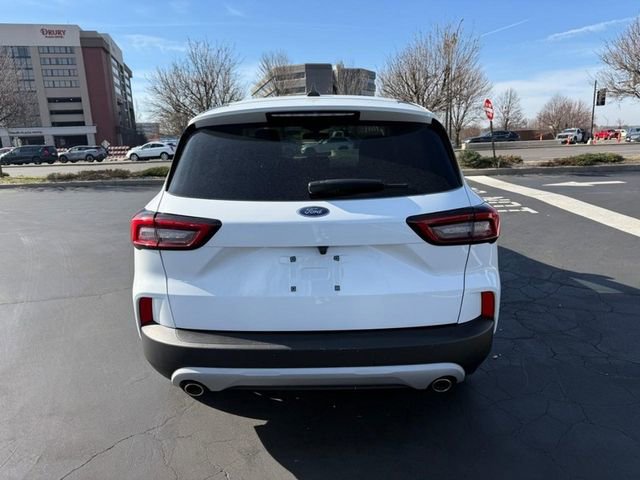 Used 2023 Ford Escape Active w/ Cold Weather Package image 6