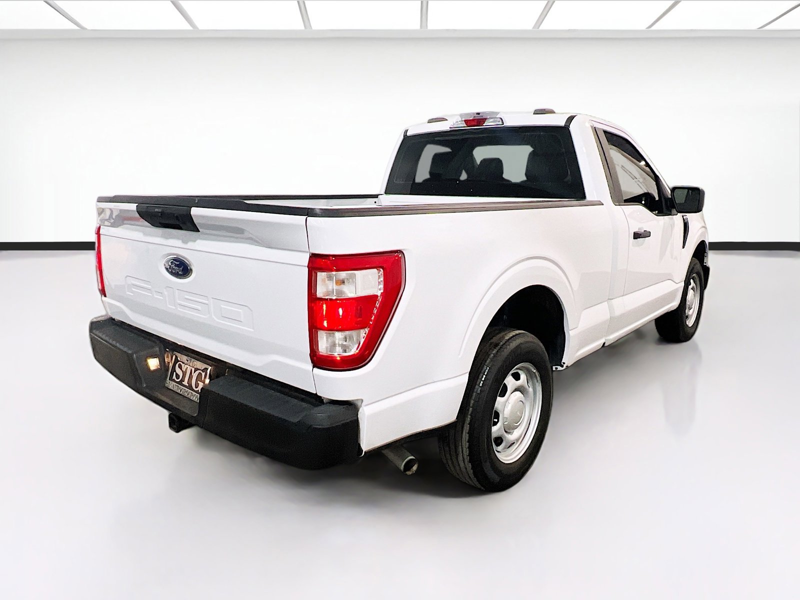 Used 2021 Ford F150 XL RWD image 4