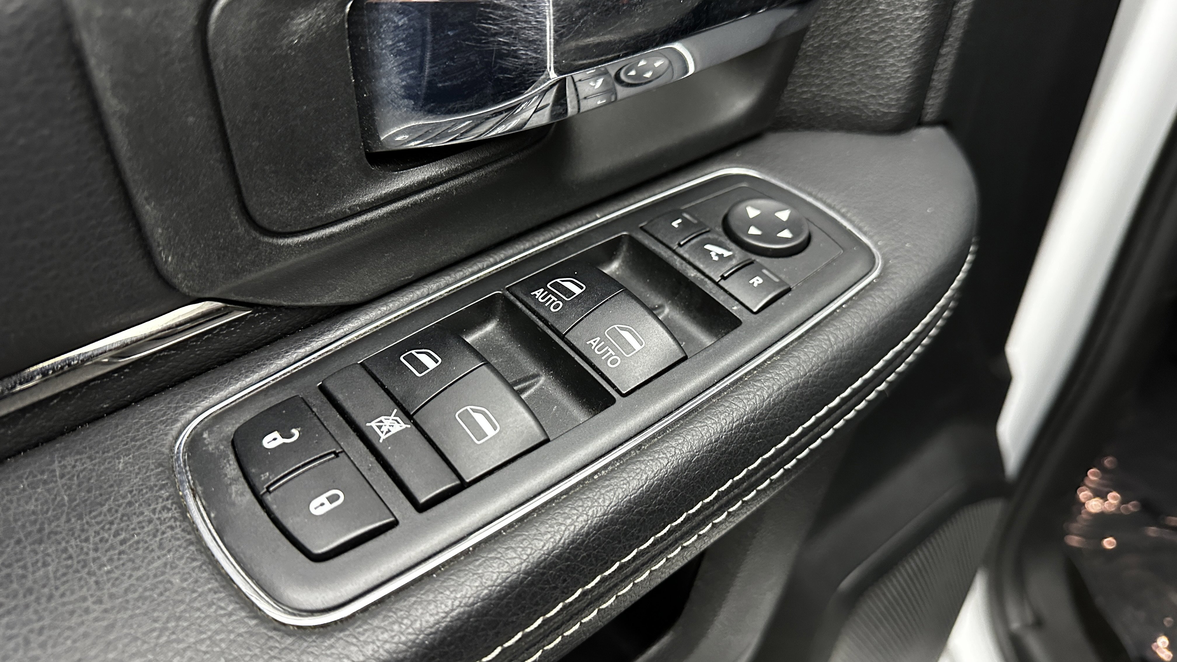 Used 2018 RAM 1500 Sport w/ Convenience Group image 12