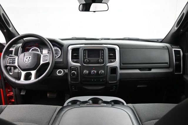 Used 2024 RAM 1500 Warlock RWD image 16