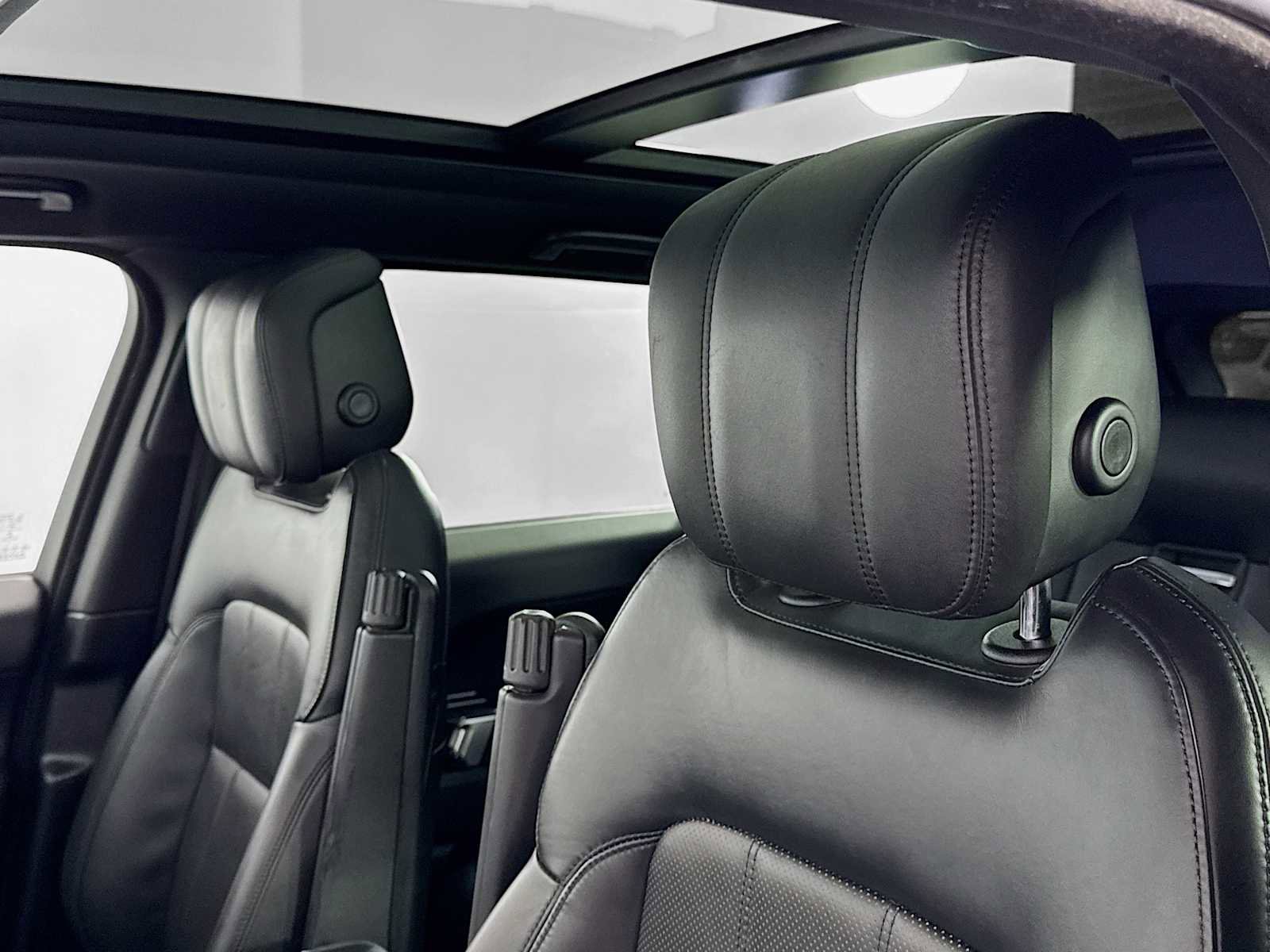 Used 2020 Land Rover Range Rover Sport HSE image 22