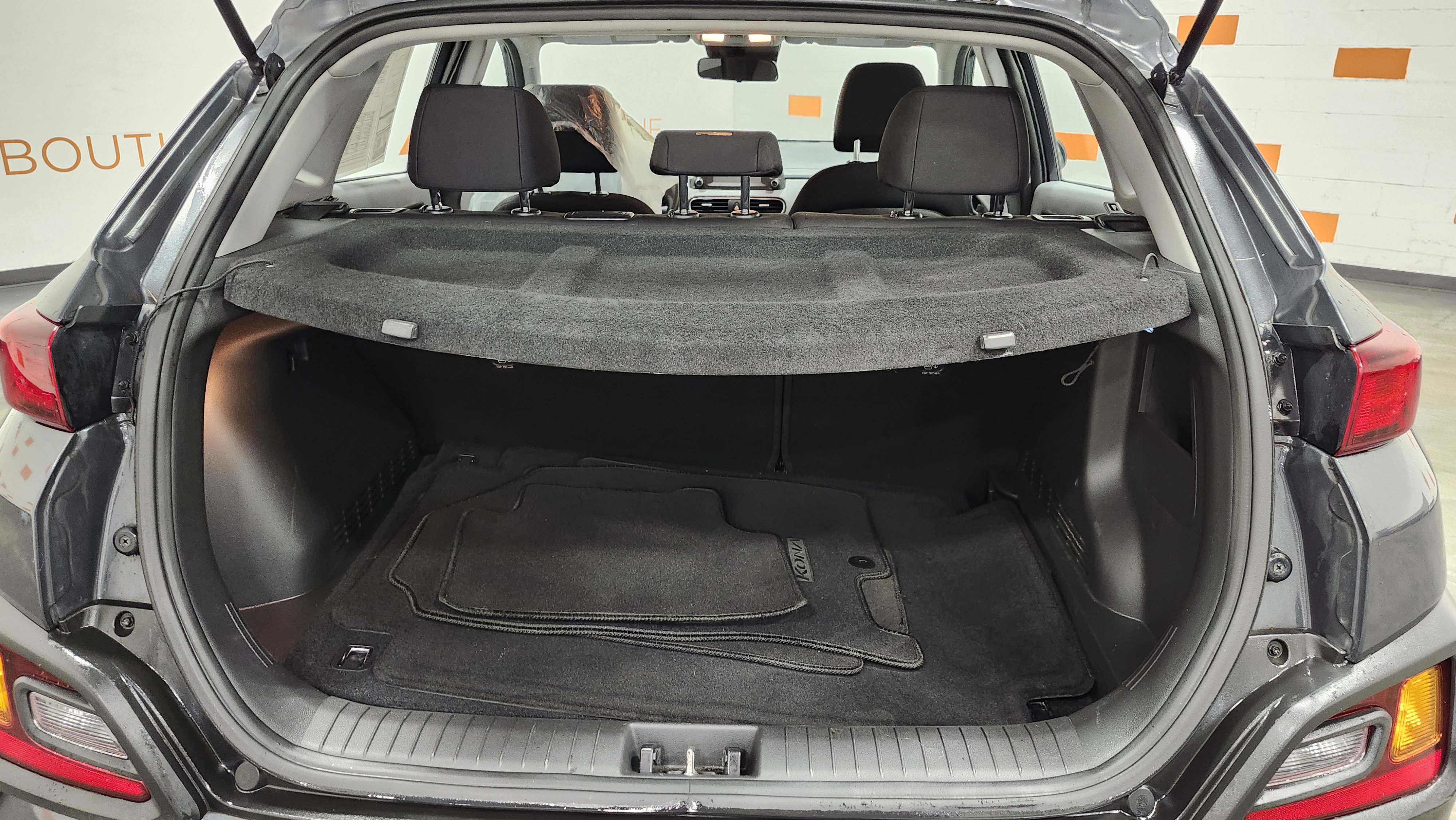 Used 2021 Hyundai Kona SE image 19