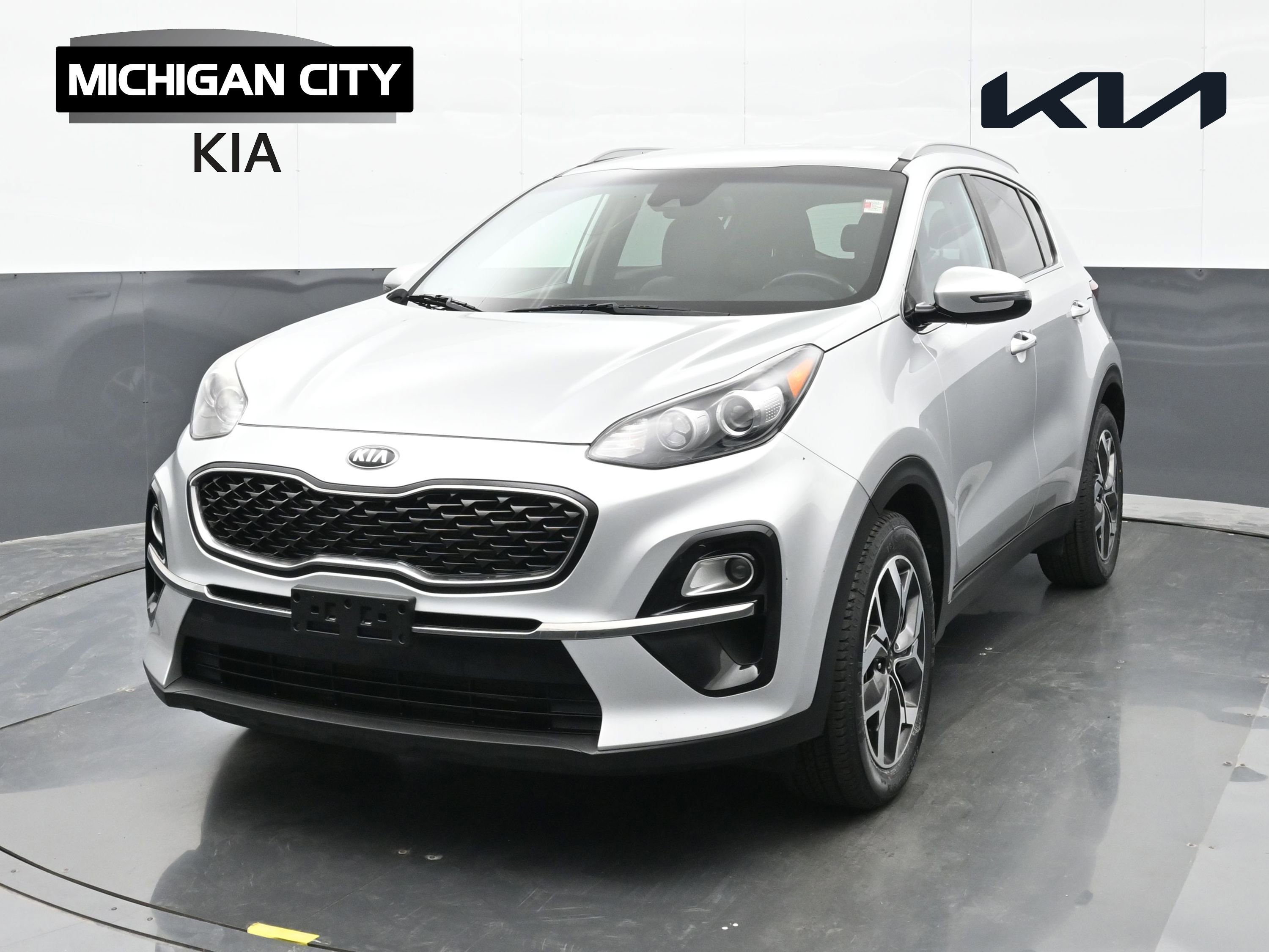 Used 2020 Kia Sportage EX FWD image 1