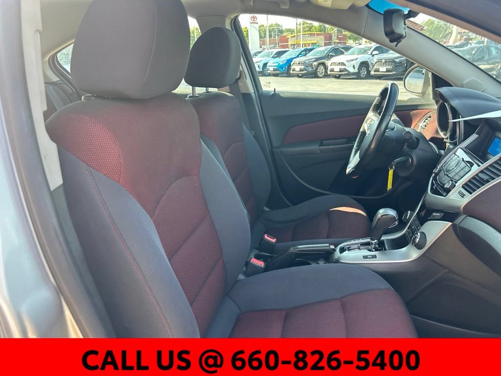 Used 2014 Chevrolet Cruze LT FWD image 6