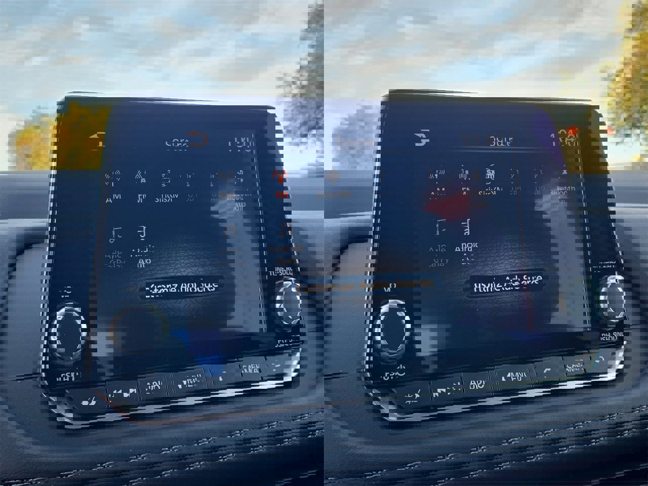 Used 2025 Nissan Rogue S image 22