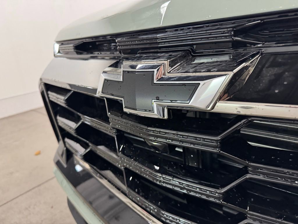 New 2026 Chevrolet Equinox ACTIV image 13