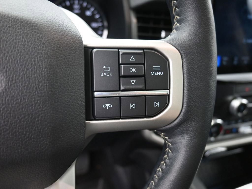 Used 2022 Ford Expedition XLT image 7