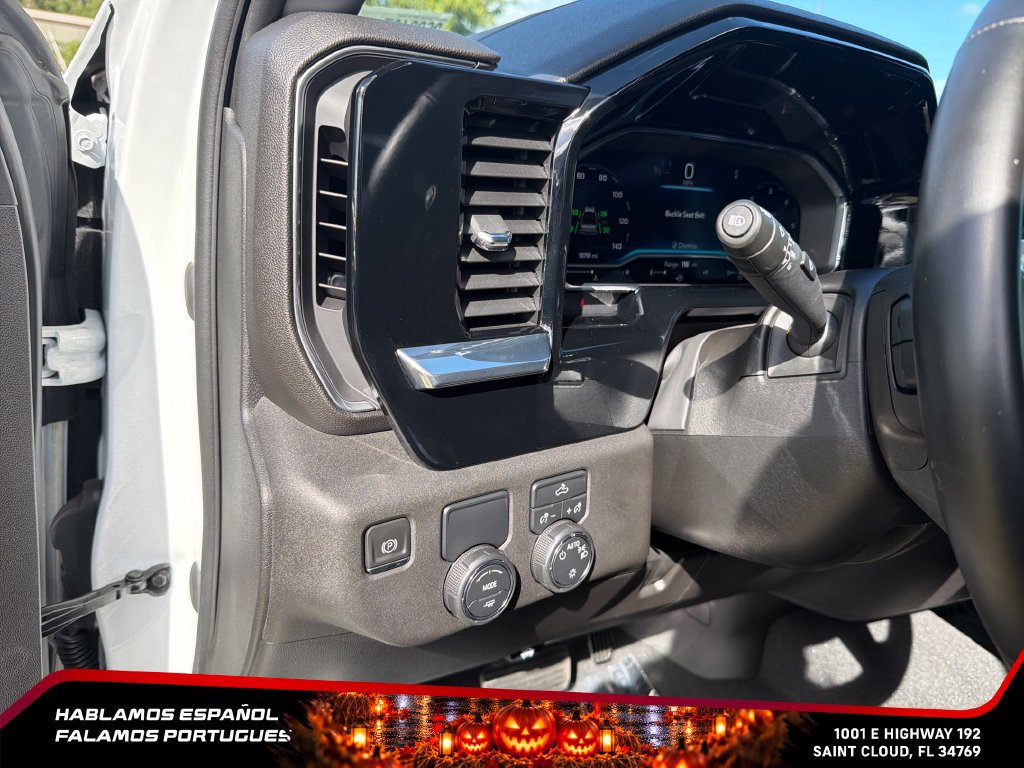 Used 2023 Chevrolet Silverado 1500 LT w/ Protection Package RWD image 18