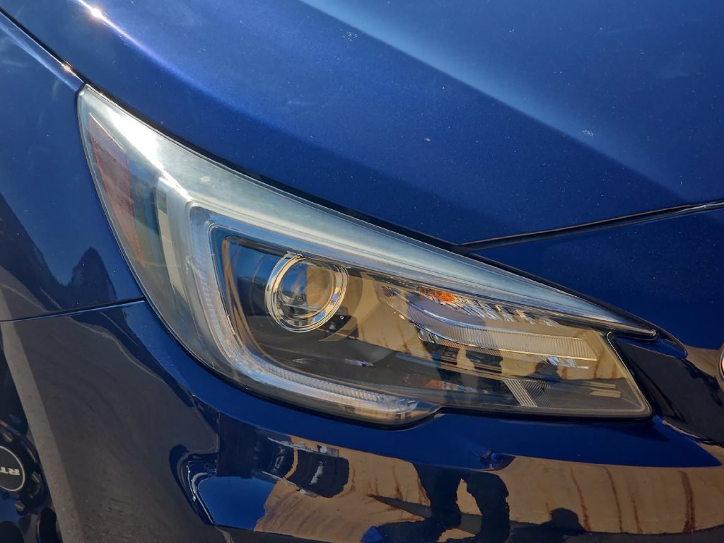 Used 2018 Subaru Outback 3.6R Limited AWD/4WD image 36