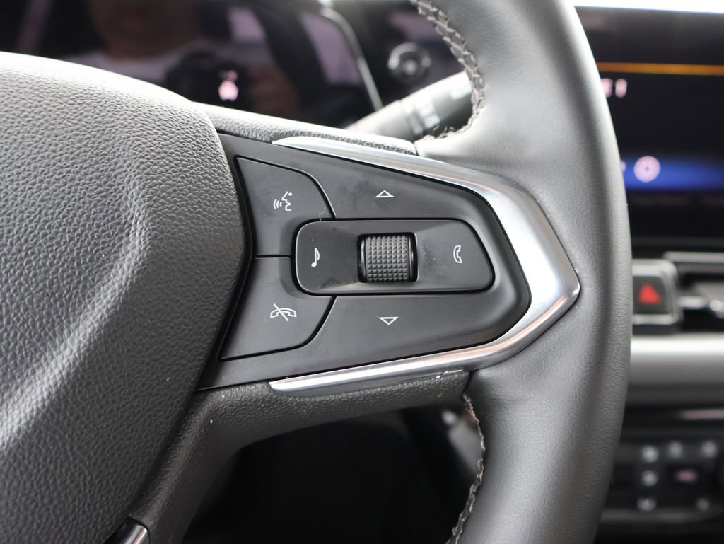 Used 2024 Chevrolet TrailBlazer LT w/ Convenience Package FWD image 30