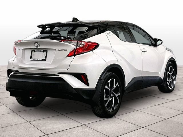 Used 2019 Toyota C-HR Limited FWD image 11