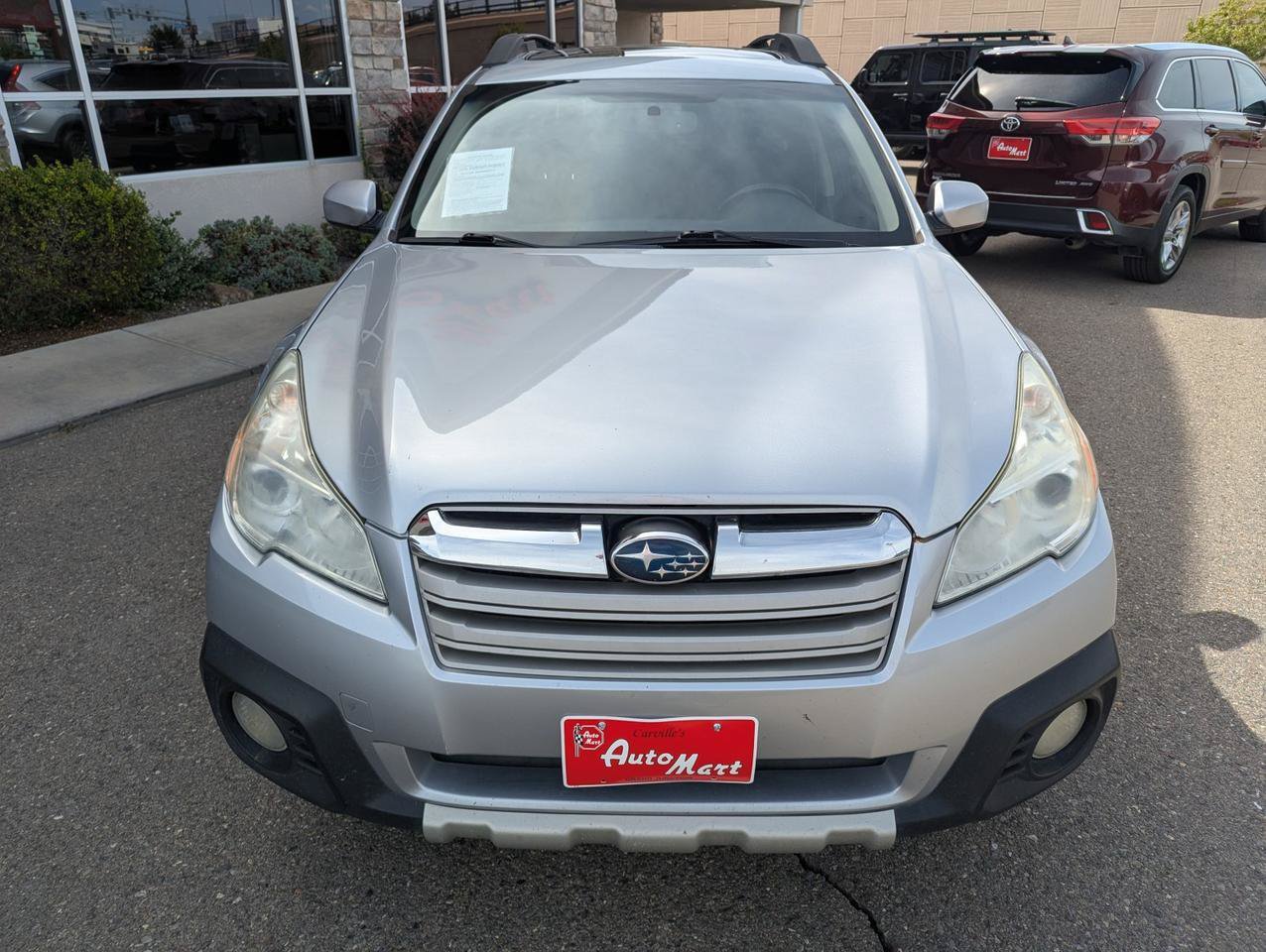 Used 2014 Subaru Outback 2.5i Limited w/ Moonroof Package AWD/4WD image 7