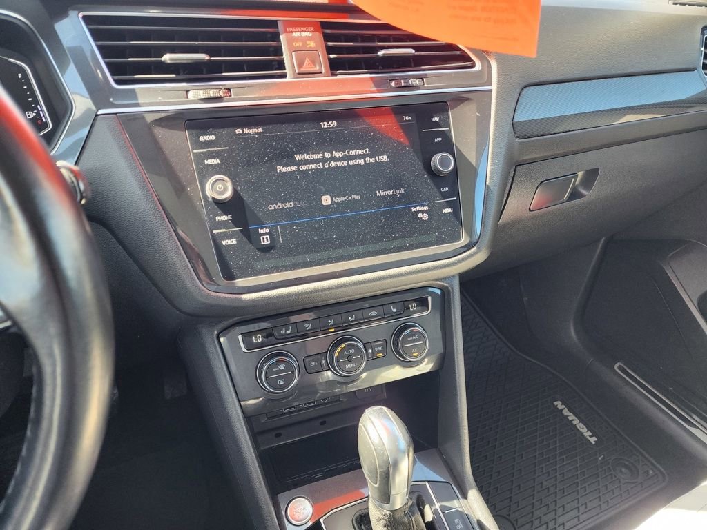 Used 2019 Volkswagen Tiguan SEL Premium image 26