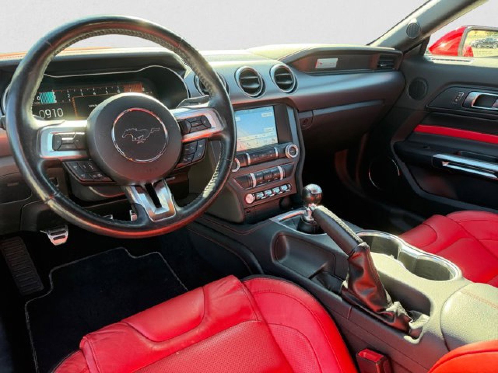 Used 2019 Ford Mustang Premium w/ Equipment Group 201A RWD image 11