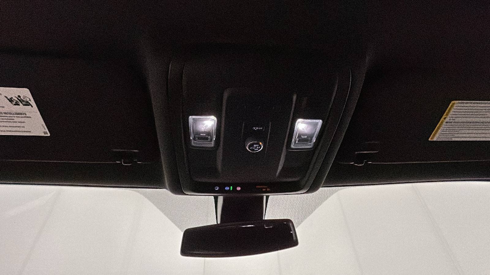 Used 2022 Chevrolet Suburban LT AWD/4WD image 31
