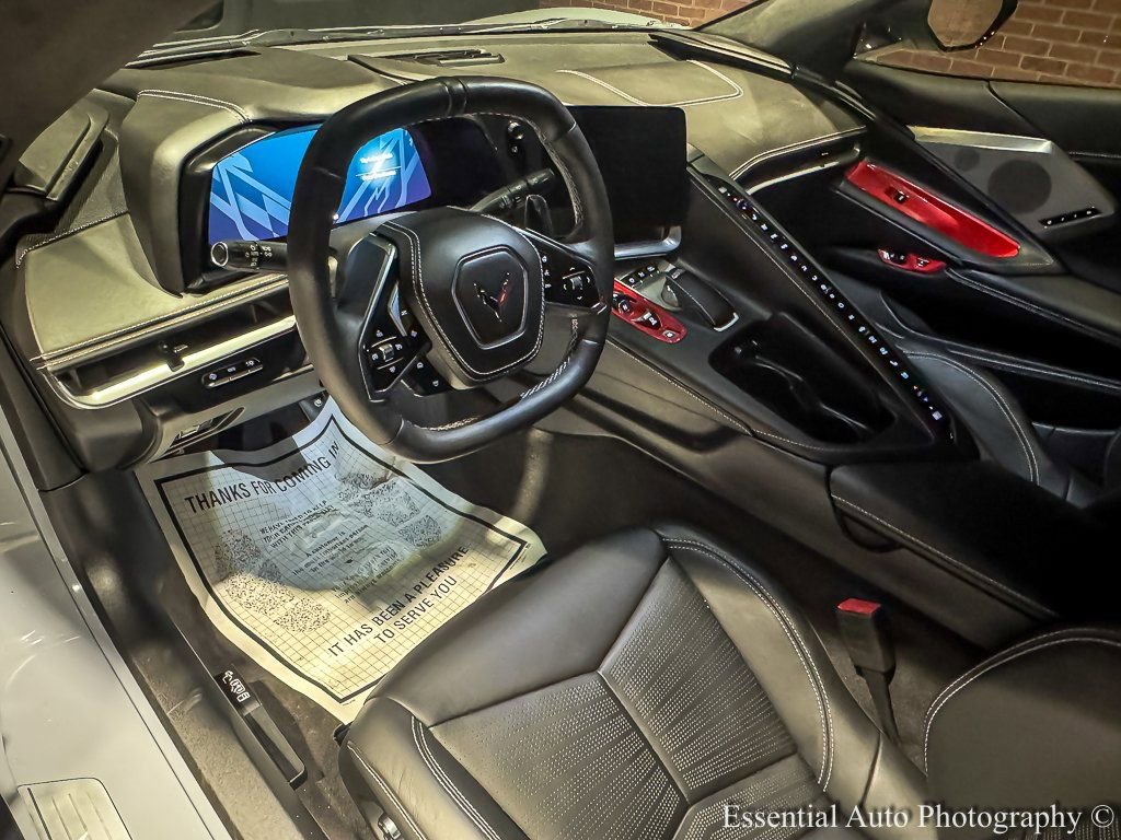 Used 2024 Chevrolet Corvette Stingray Premium Conv image 15