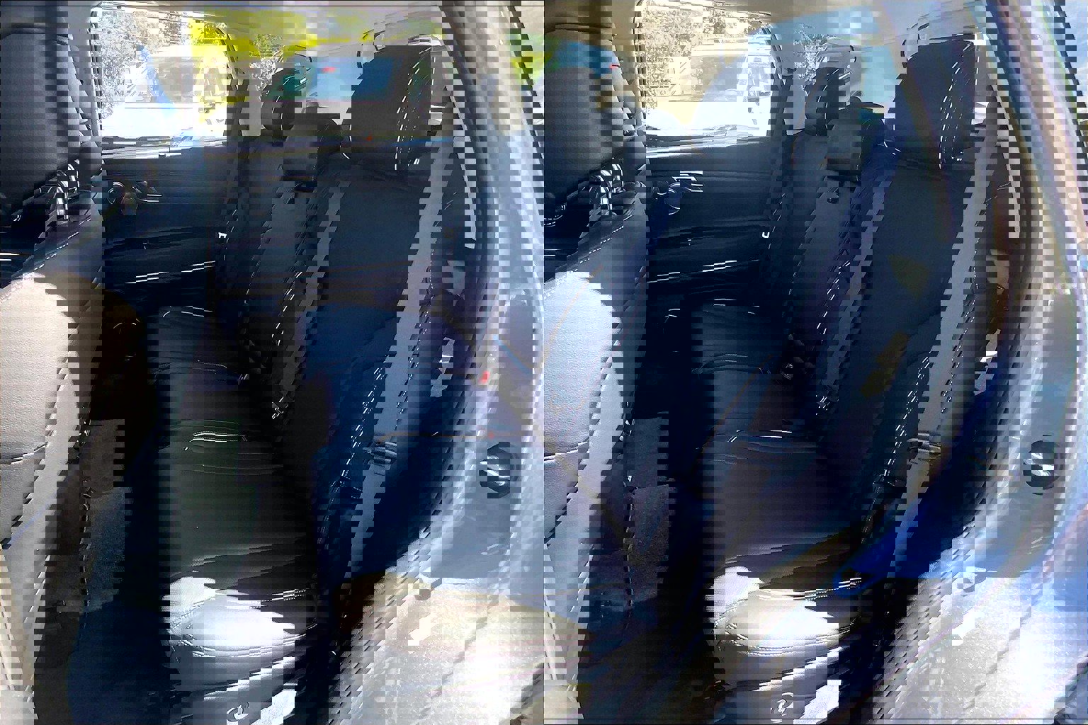 Used 2022 Genesis GV80 3.5T w/ Advanced Package 06 image 25