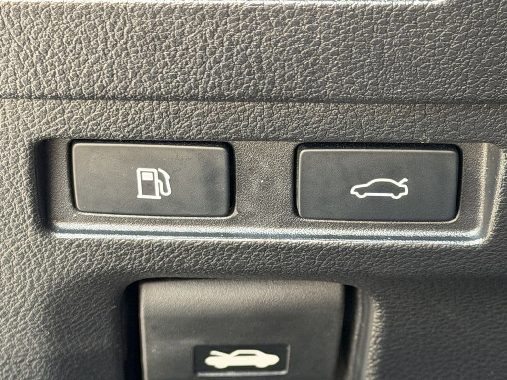 Used 2024 Lexus ES 350 w/ Accessory Package (Z2) FWD image 24
