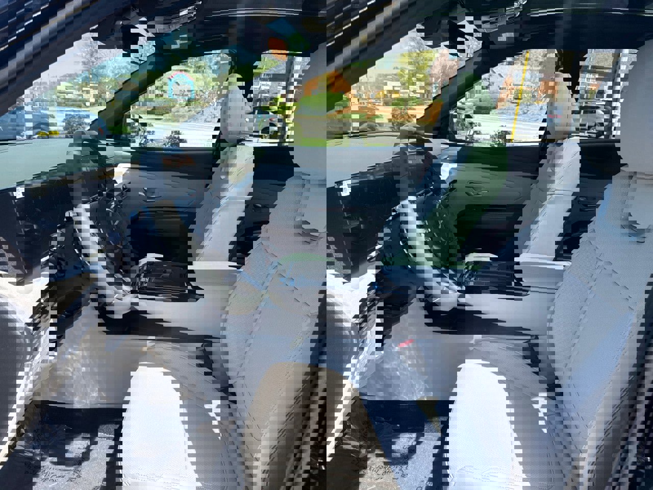 New 2026 Hyundai Tucson Limited image 12