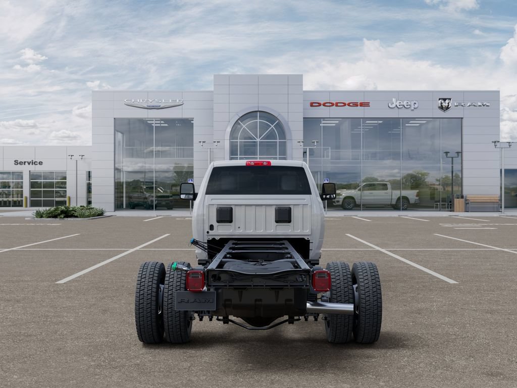 New 2026 RAM 5500 Tradesman w/ Chrome Appearance Group AWD/4WD image 8