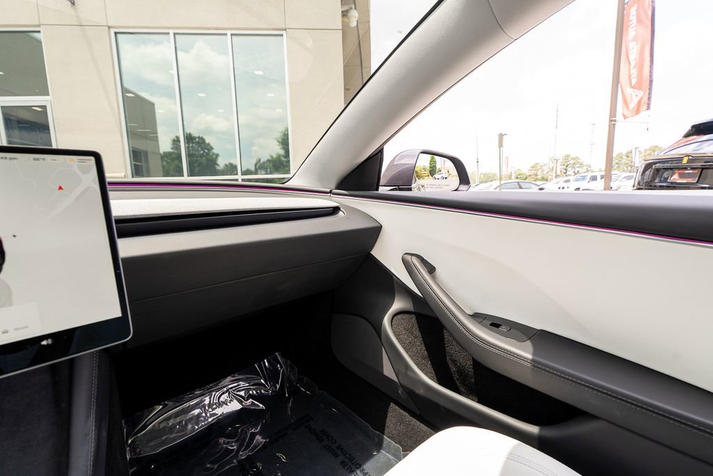 Used 2025 Tesla Model 3 RWD image 40