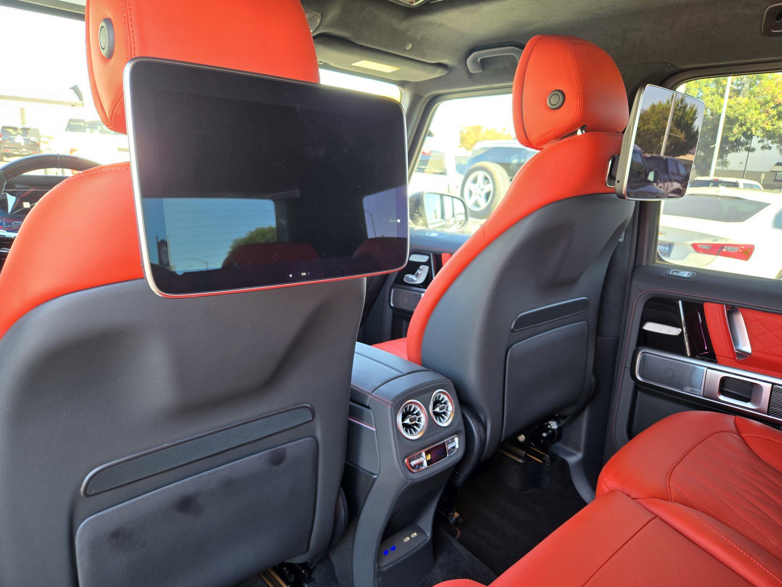 Used 2025 Mercedes-Benz G 63 AMG 4MATIC image 10