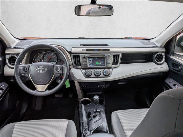 Used 2015 Toyota RAV4 LE FWD image 18