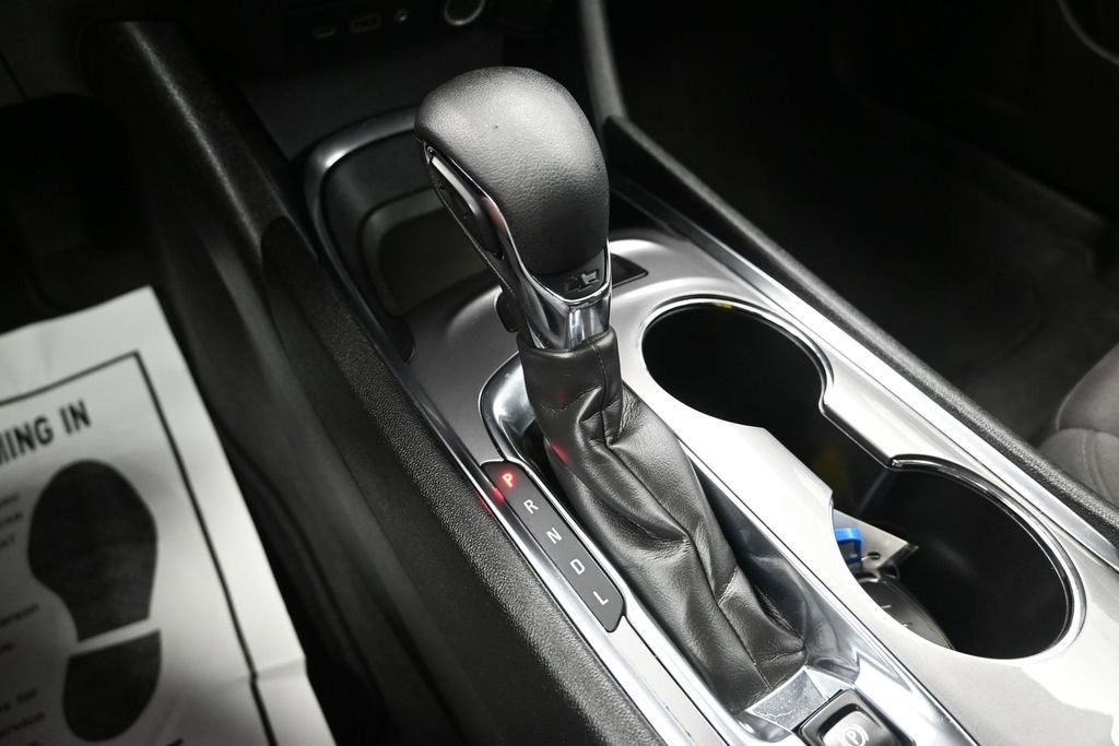 Used 2023 Chevrolet Malibu LT FWD image 23