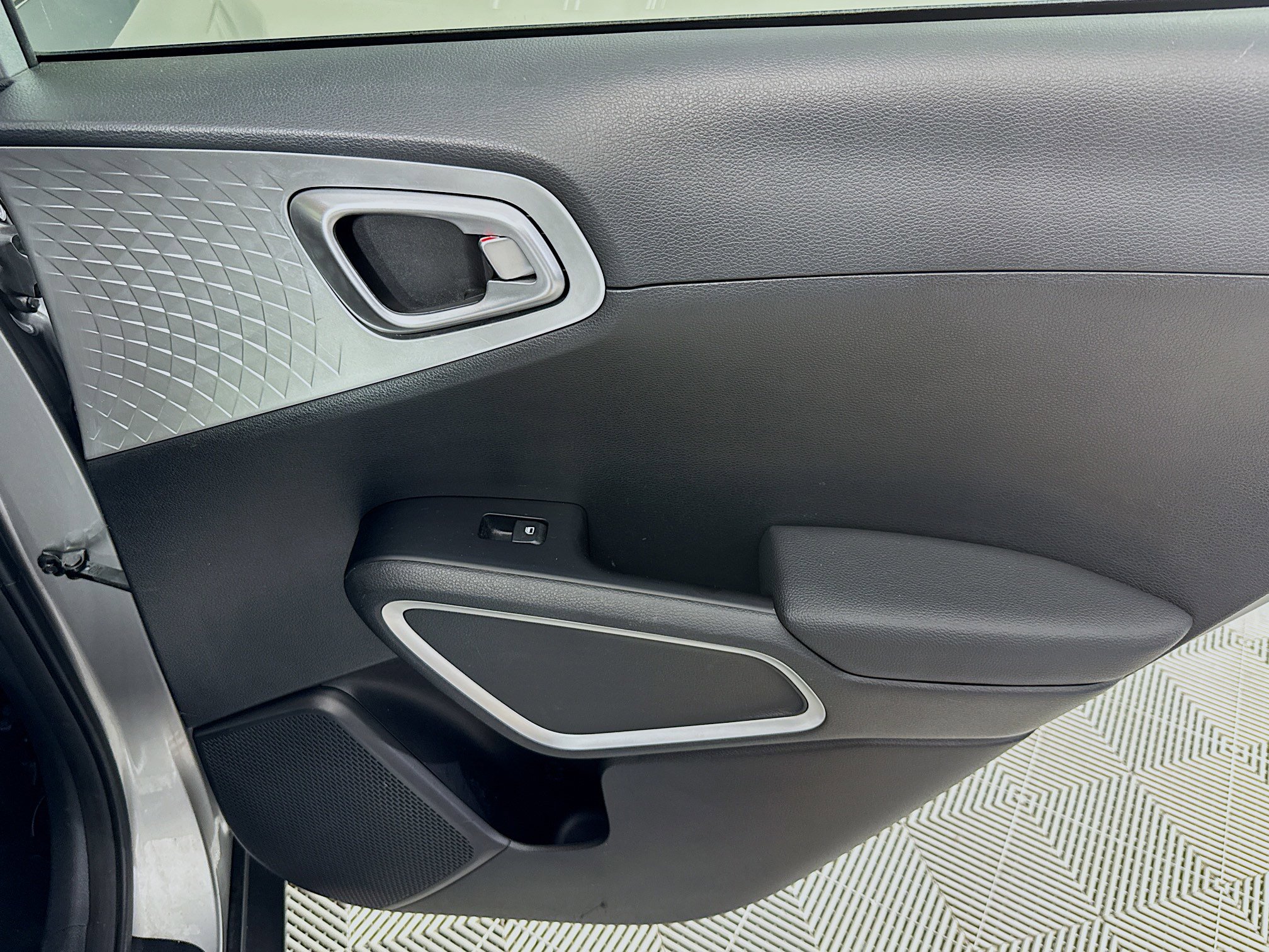 Used 2022 Kia Soul LX w/ Technology Package image 26