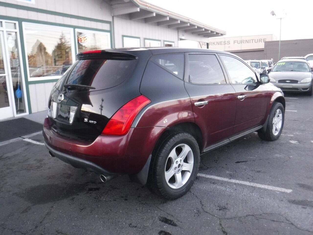 Used 2005 Nissan Murano S image 2