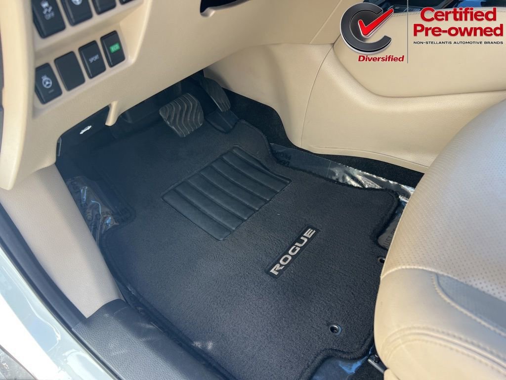 Used 2020 Nissan Rogue SL image 44