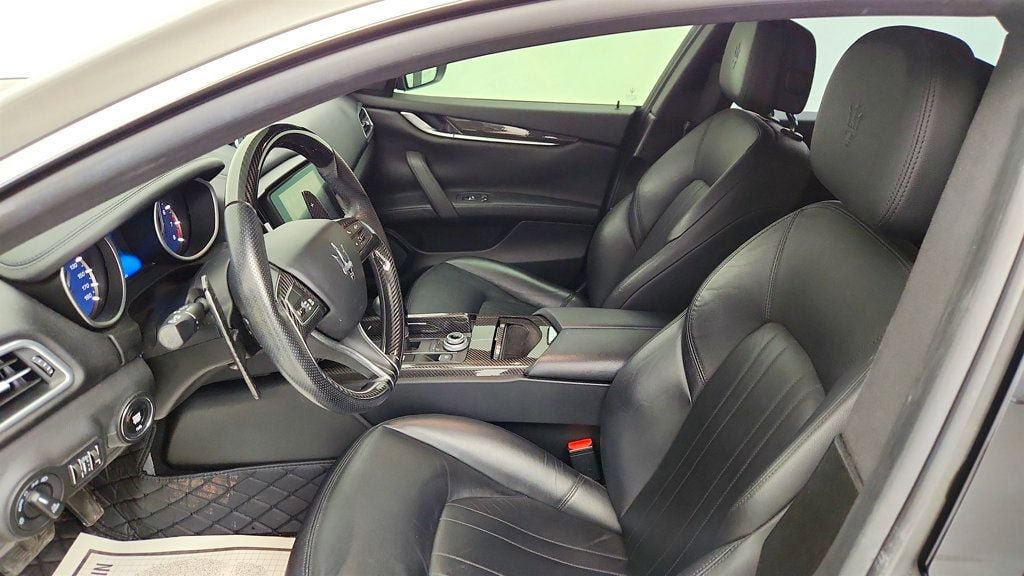Used 2017 Maserati Ghibli RWD image 21
