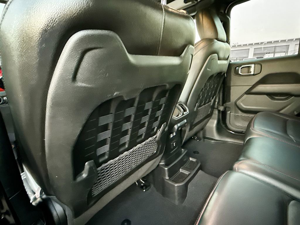 Used 2021 Jeep Wrangler Unlimited Rubicon AWD/4WD image 25