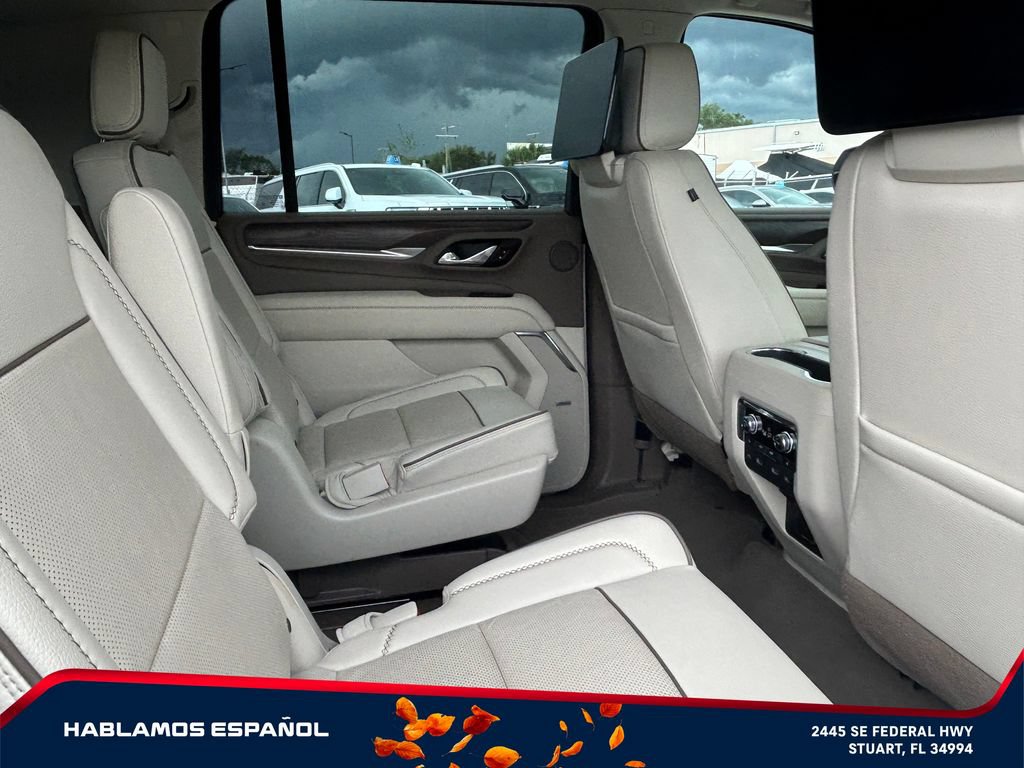 Used 2021 GMC Yukon XL Denali w/ Denali Premium Package RWD image 18