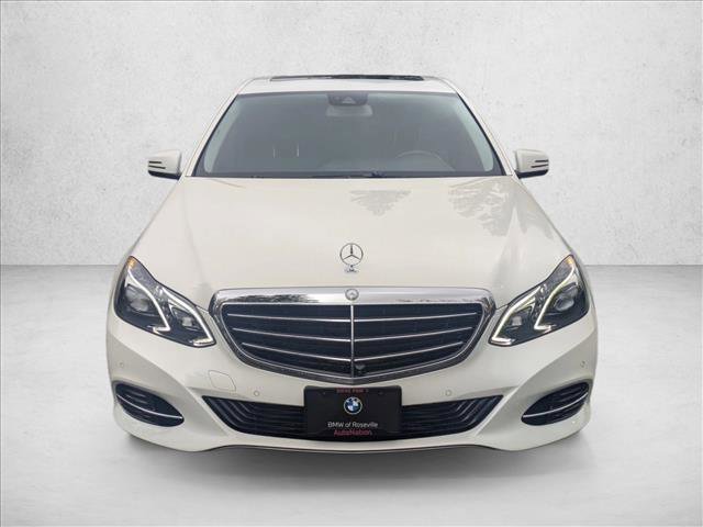 Used 2014 Mercedes-Benz E 250 BlueTEC Sedan image 2