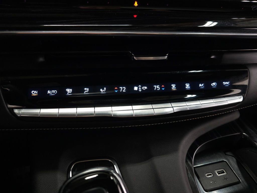 Used 2021 Cadillac Escalade Sport image 32