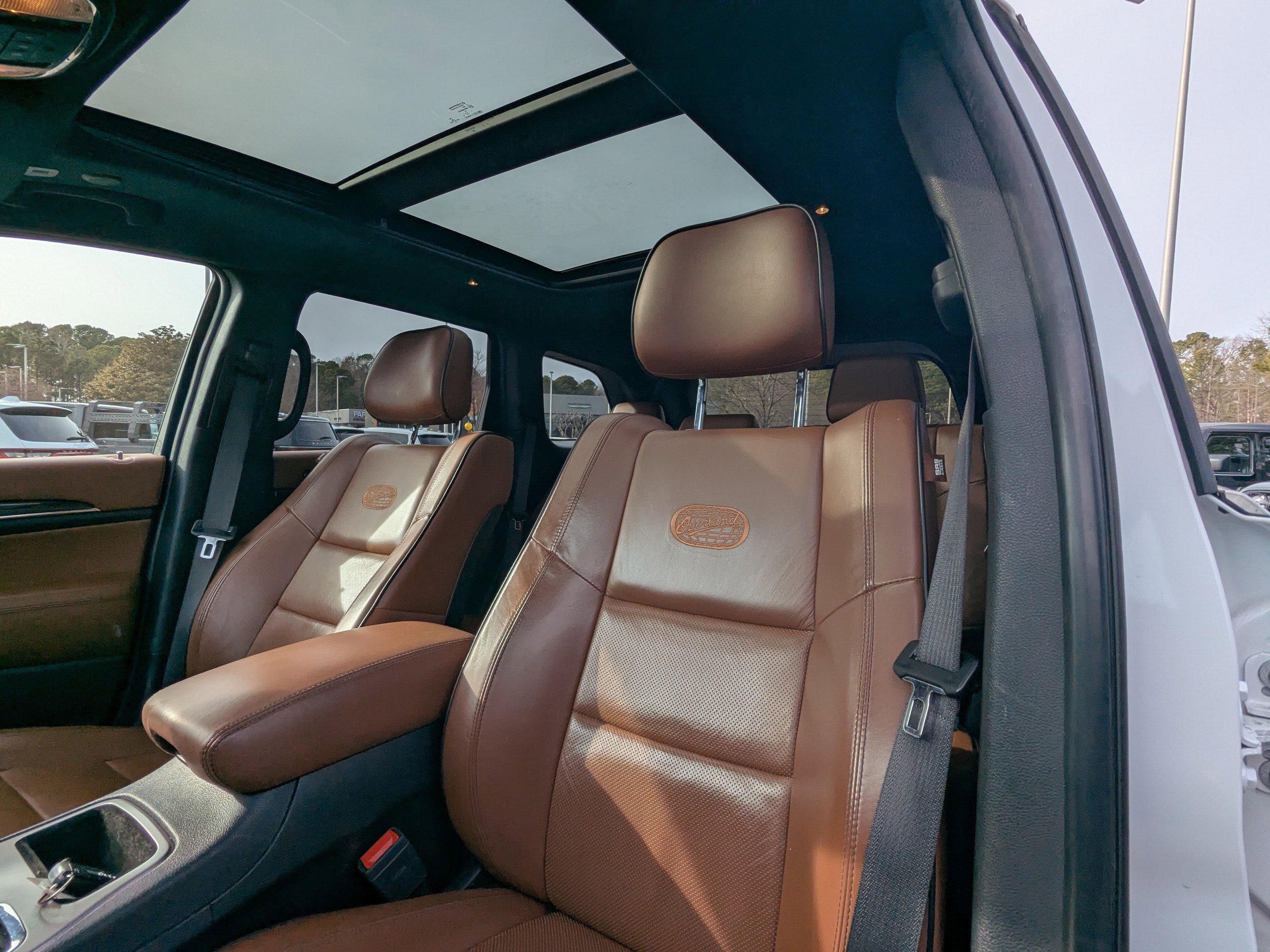 Used 2020 Jeep Grand Cherokee Overland image 9