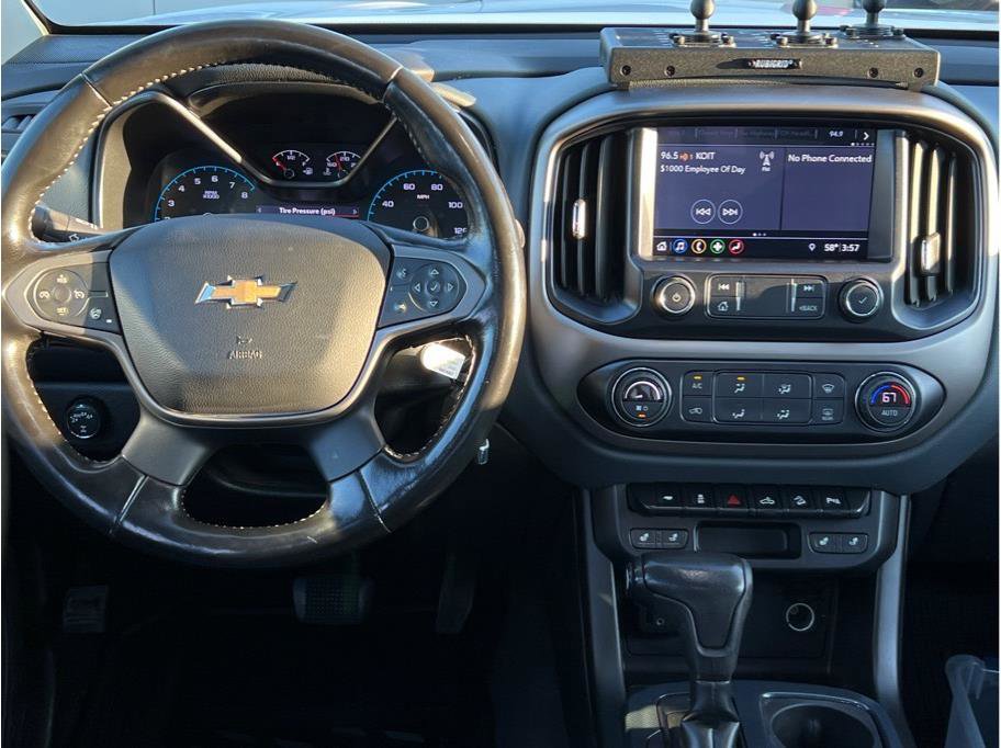 Used 2020 Chevrolet Colorado Z71 AWD/4WD image 11
