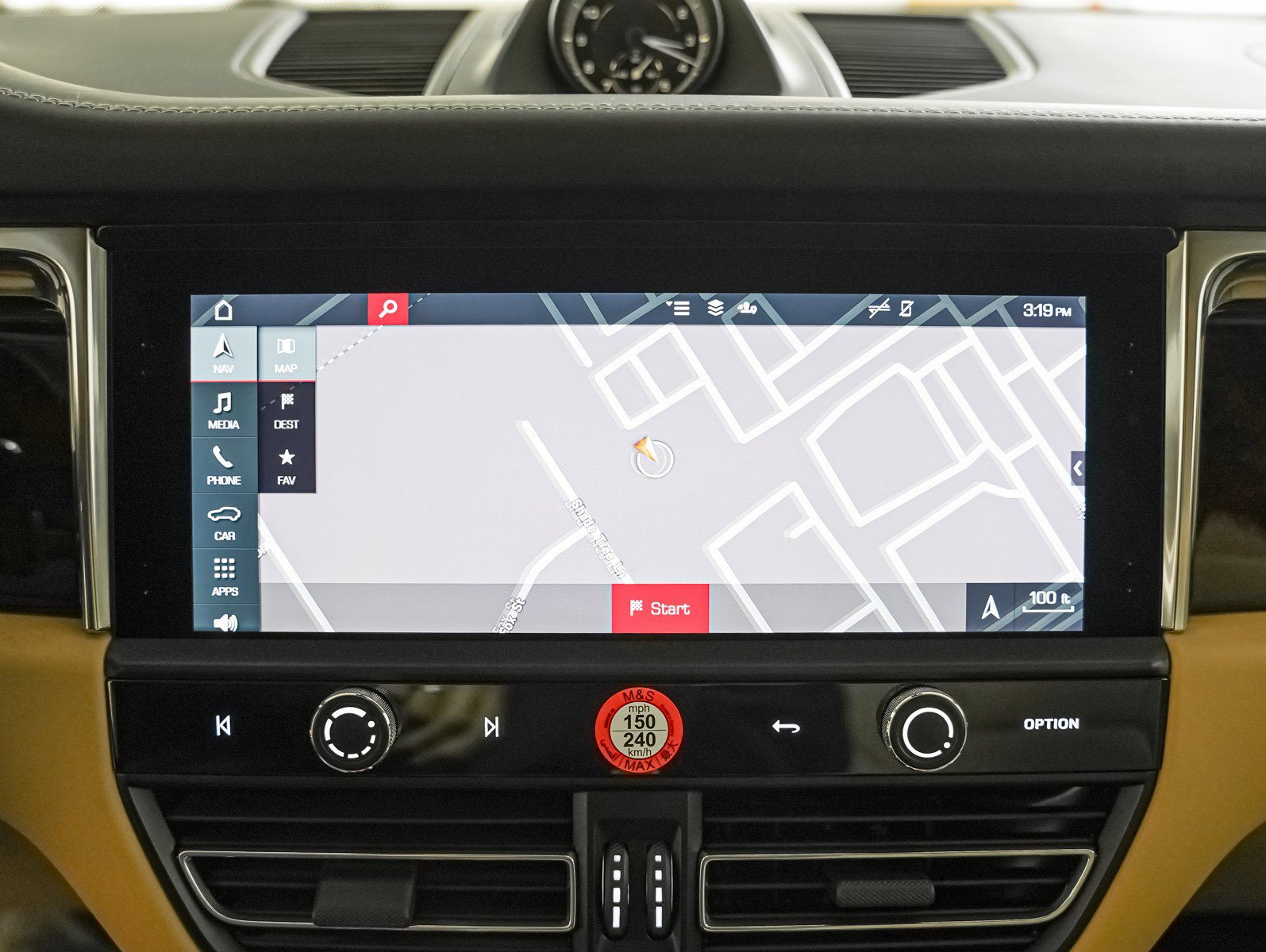 Certified 2025 Porsche Macan S image 23