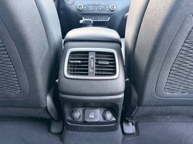 Used 2017 Kia Sorento SX image 13