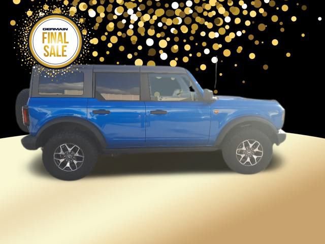 Used 2023 Ford Bronco Badlands image 7
