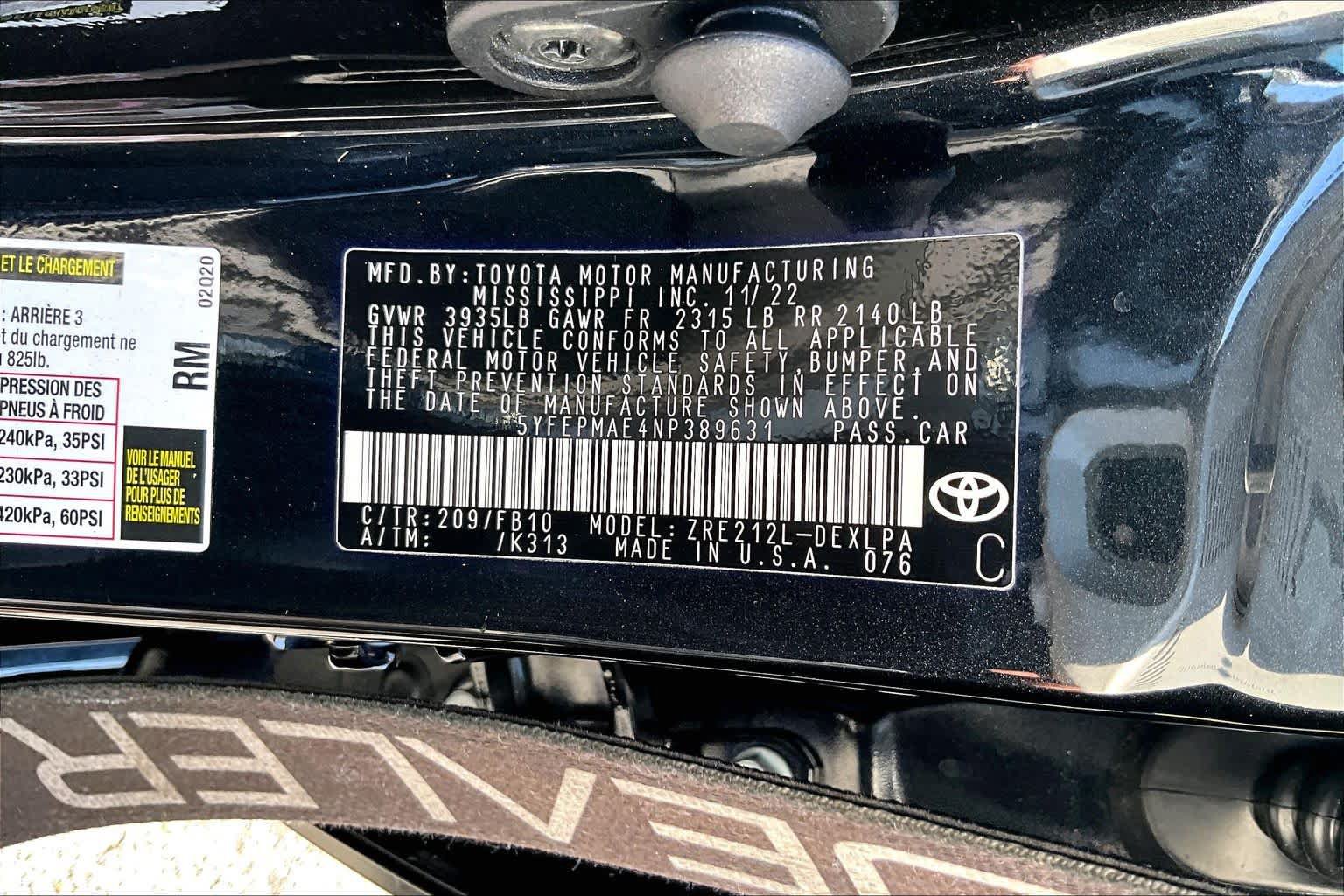 Used 2022 Toyota Corolla LE w/ Carpet Mat Package (TMS) FWD image 35