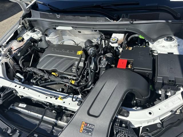 Used 2025 Buick Envista Preferred w/ Convenience II Package FWD image 27