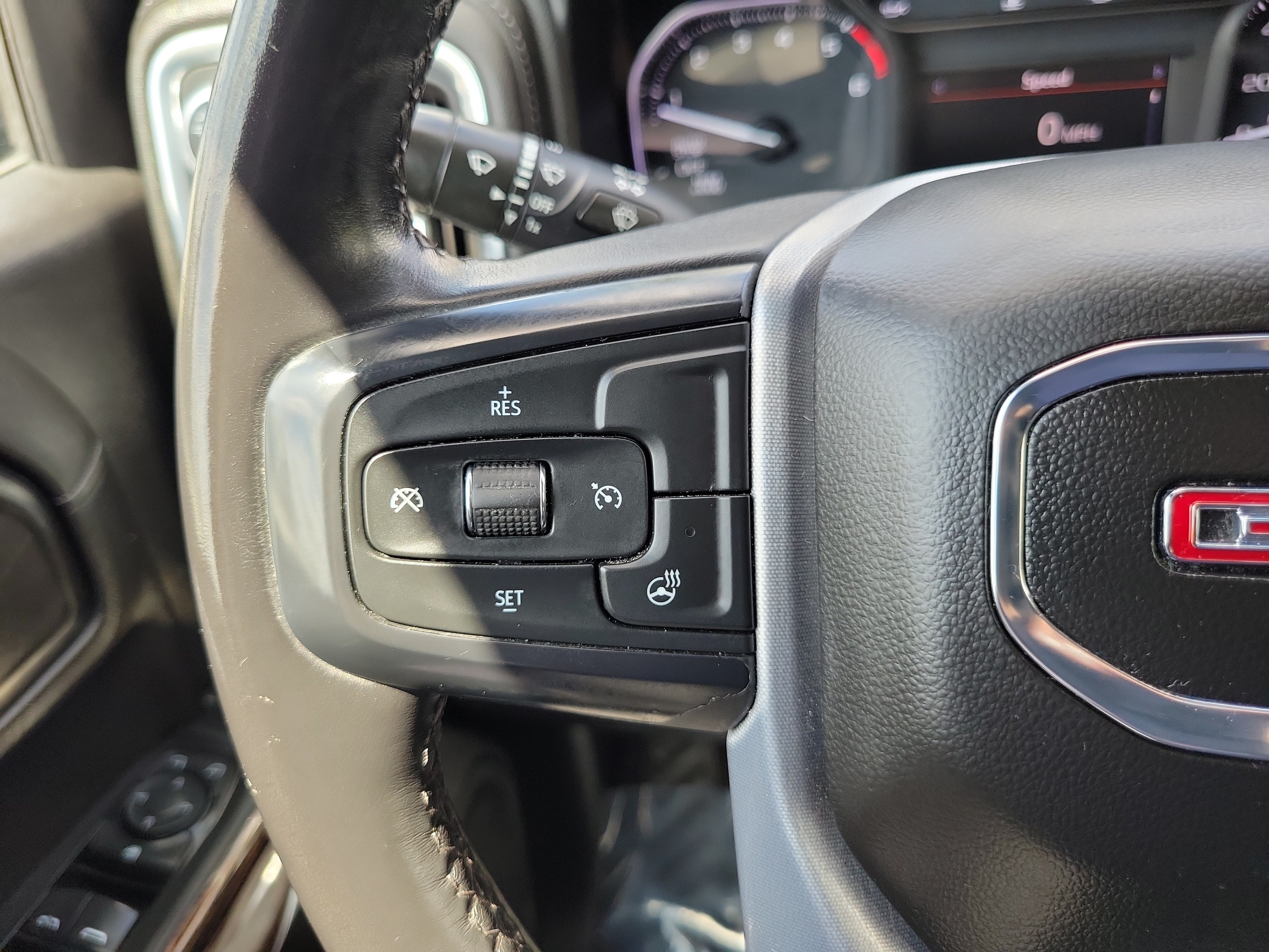 Used 2021 GMC Sierra 1500 Elevation w/ X31 Off-Road Package AWD/4WD image 17