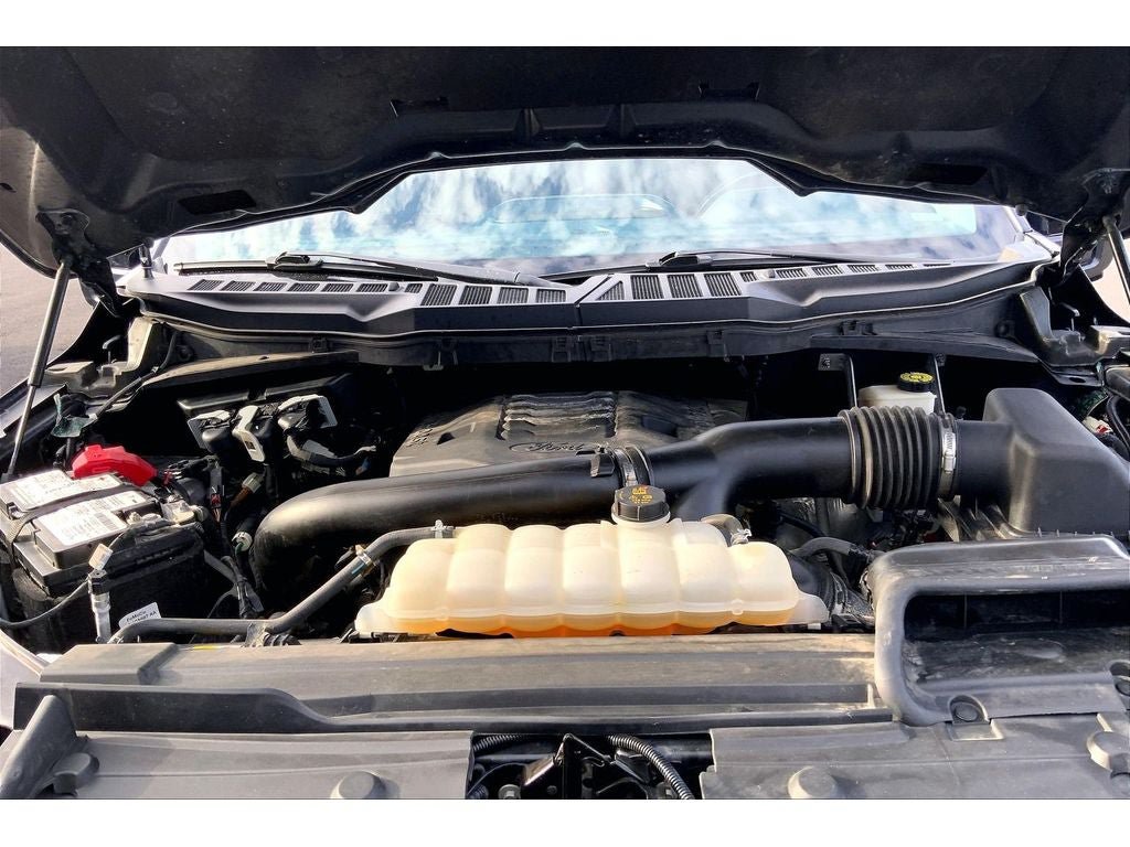 Used 2021 Ford F150 Limited AWD/4WD image 12