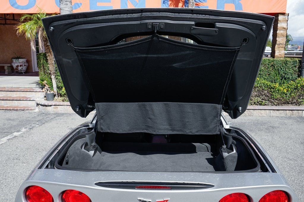 Used 2006 Chevrolet Corvette Coupe w/ Preferred Equipment Group image 8