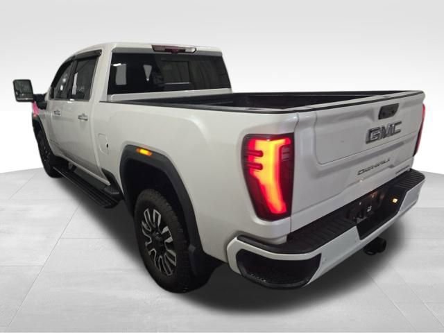 Used 2024 GMC Sierra 2500 Denali Ultimate image 6