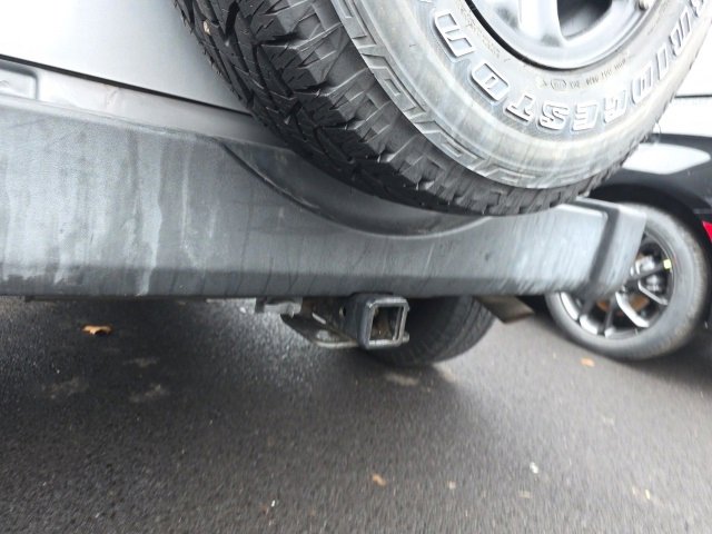 Used 2016 Jeep Wrangler Unlimited Sport w/ Connectivity Group image 9